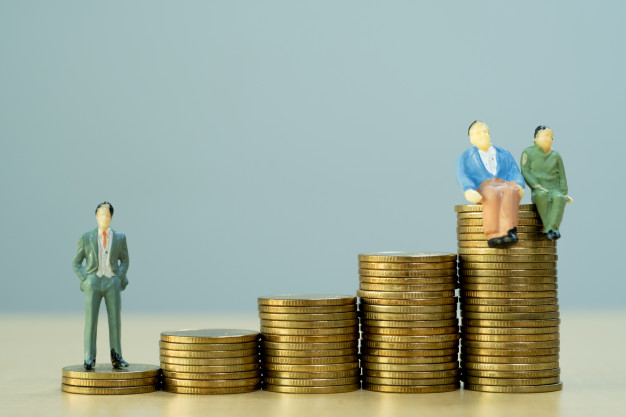 miniature-people-businessman-old-couple-figure-sitting-stack-coins-saving-insurance-retirement-planning-concept_44680-166